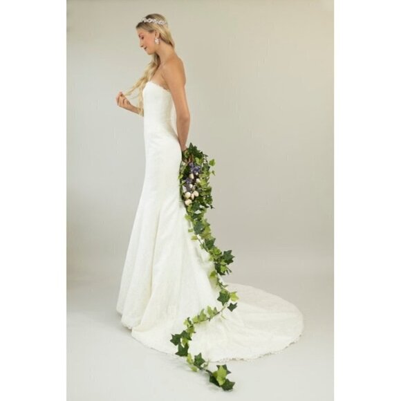 Augusta Jones Women's Jayma Strapless Lace Wedding Dress - 14 - Picture 3 of 17